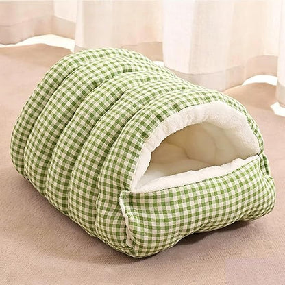 Warm Winter Pet Sleeping Bag – Cozy Bed for Cats & Dogs